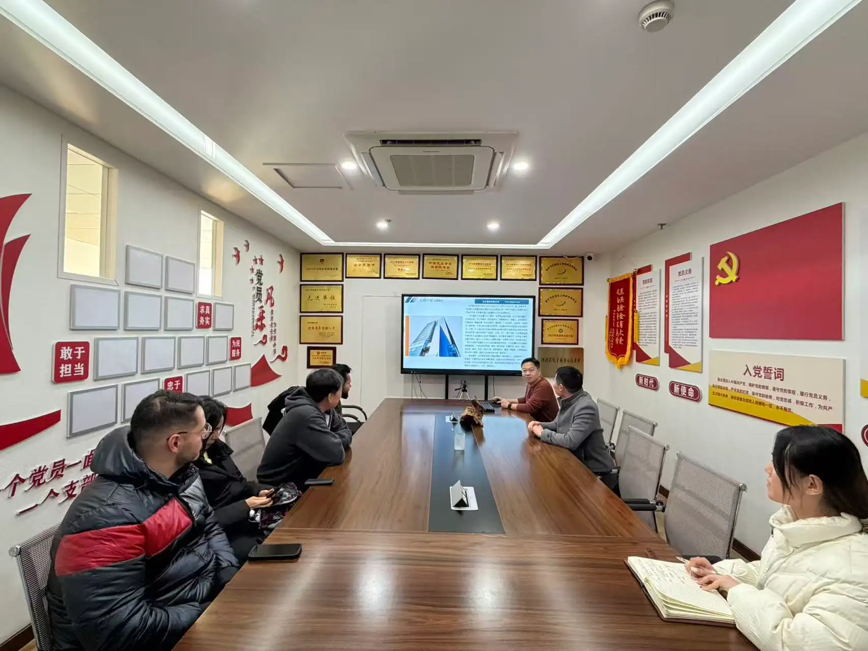 76b60907cd2b948d42305b18da10fac9.webp 76b60907cd2b948d42305b18da10fac9.webp