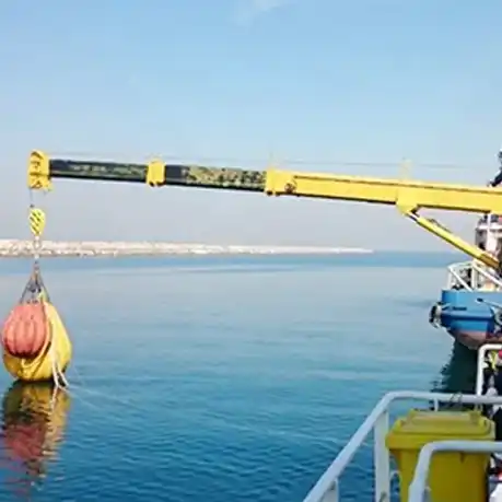 Durable Marine Knuckle Boom Crane for Shipboard Cargo Handling