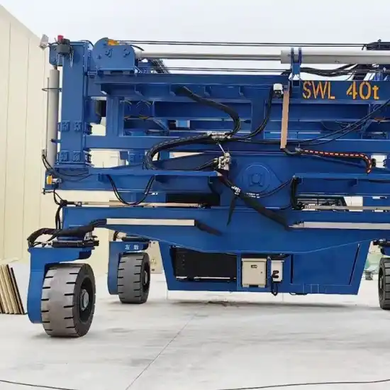 Heavy - duty Straddle Carrier for container handling