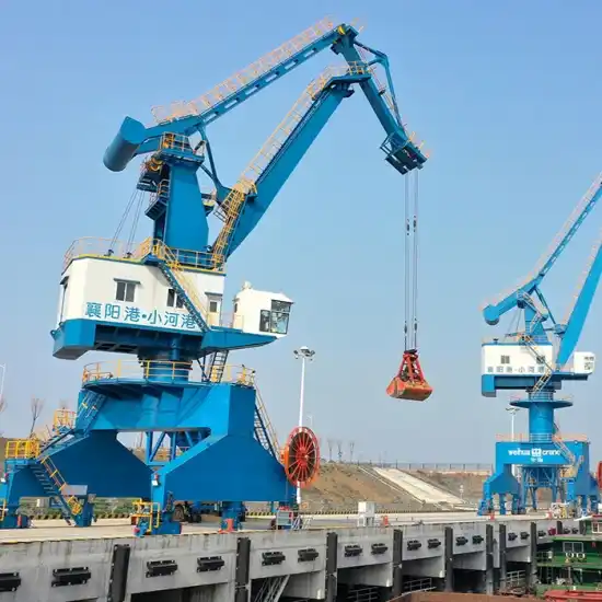 Four Link Gantry Crane for Efficient Material Handling