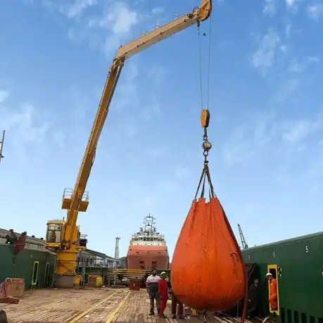 Offshore marine crane handling cargo – reliable ship lifting solution