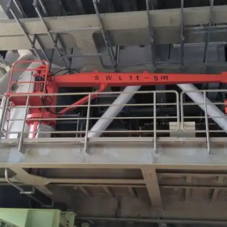 Robust Marine Gantry Crane handling steel hatch covers