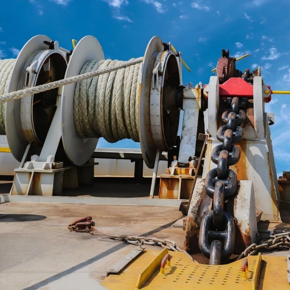 ship anchor winch