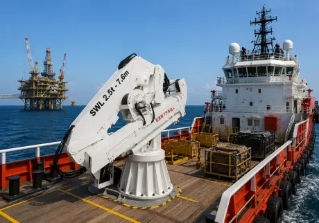Marine Knuckle Boom Crane on a North Sea PSV: AHC, Cold Start, and What to Specify